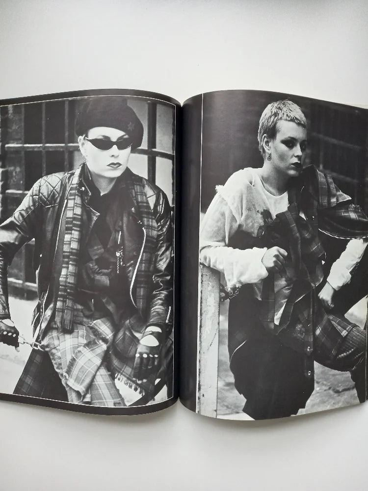 Deluxe Magazine - No.1