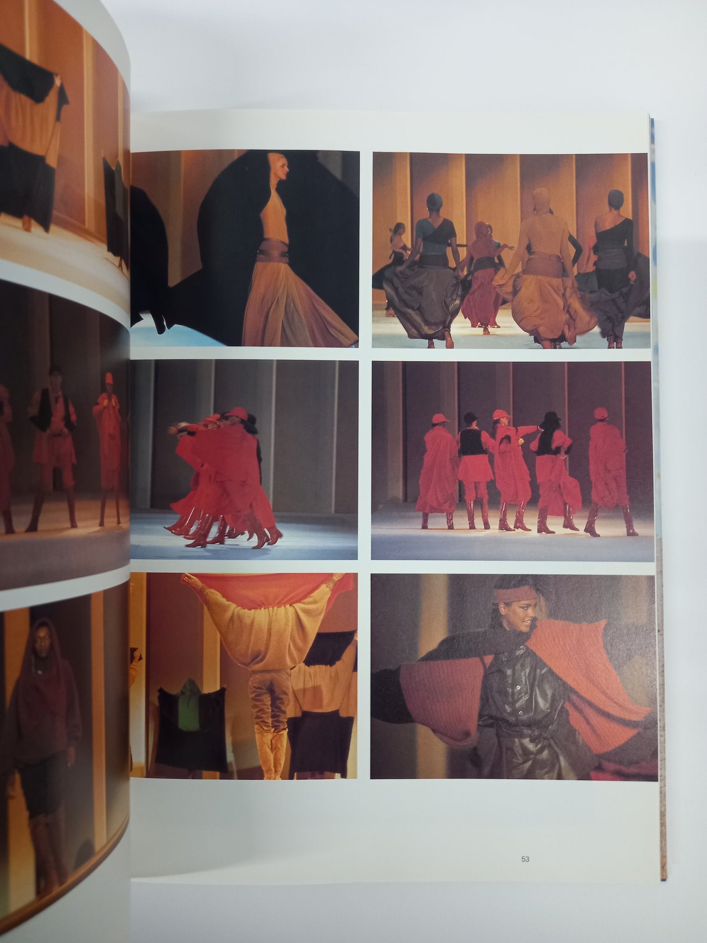 Mark Holborn - Issey Miyake, 1995