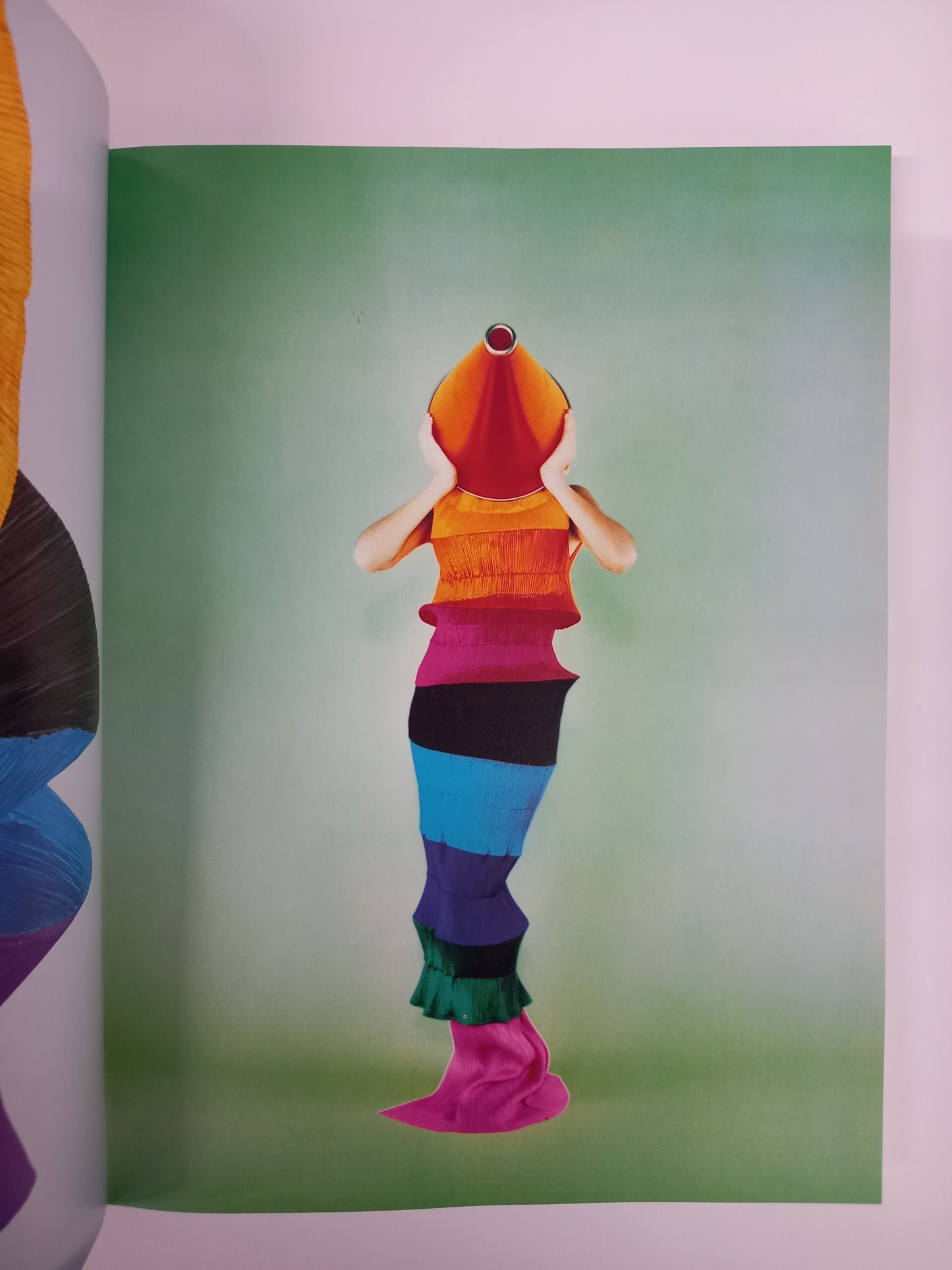Mark Holborn - Issey Miyake, 1995