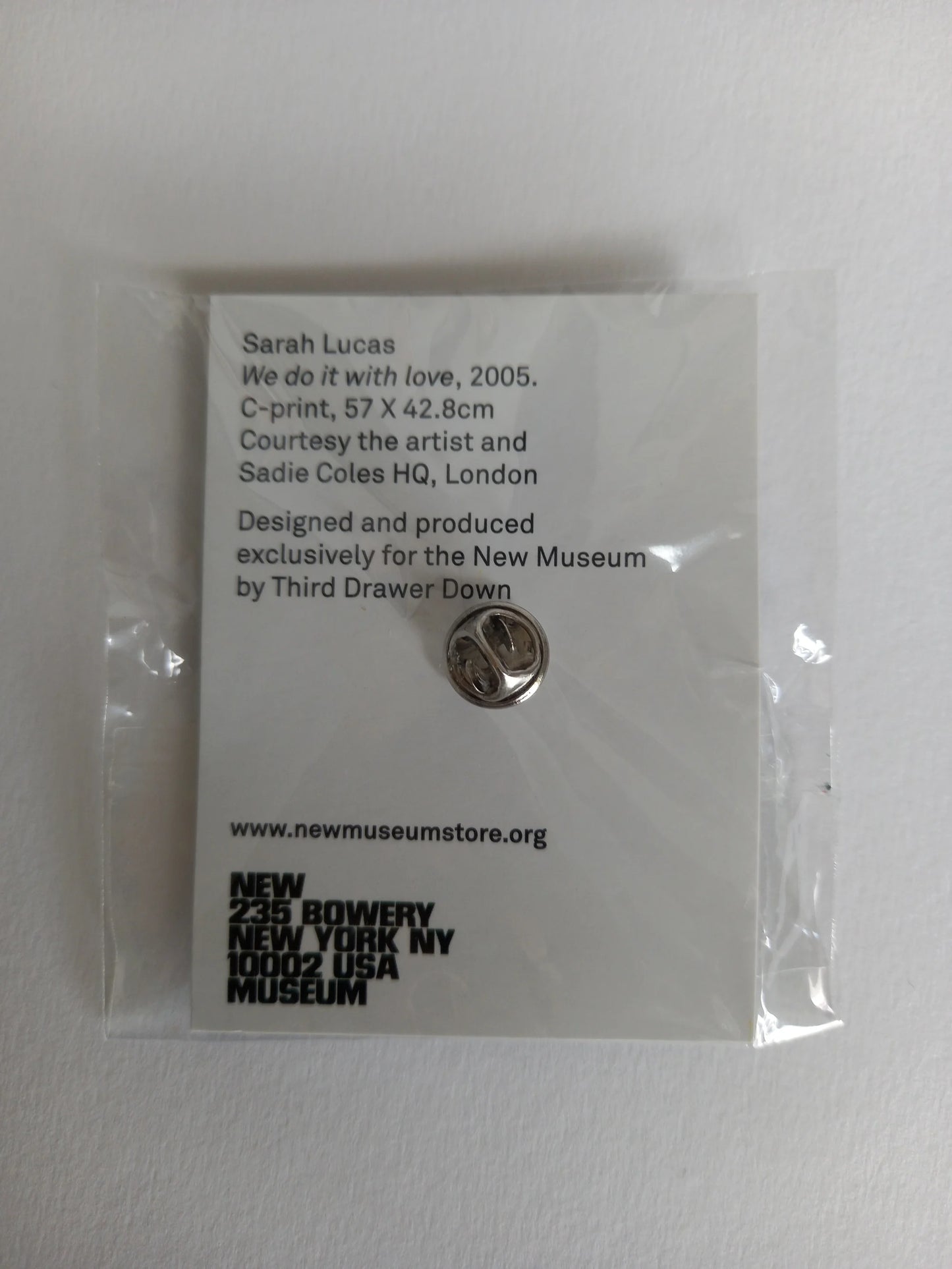 Sarah Lucas - We Do It With Love *Pin*