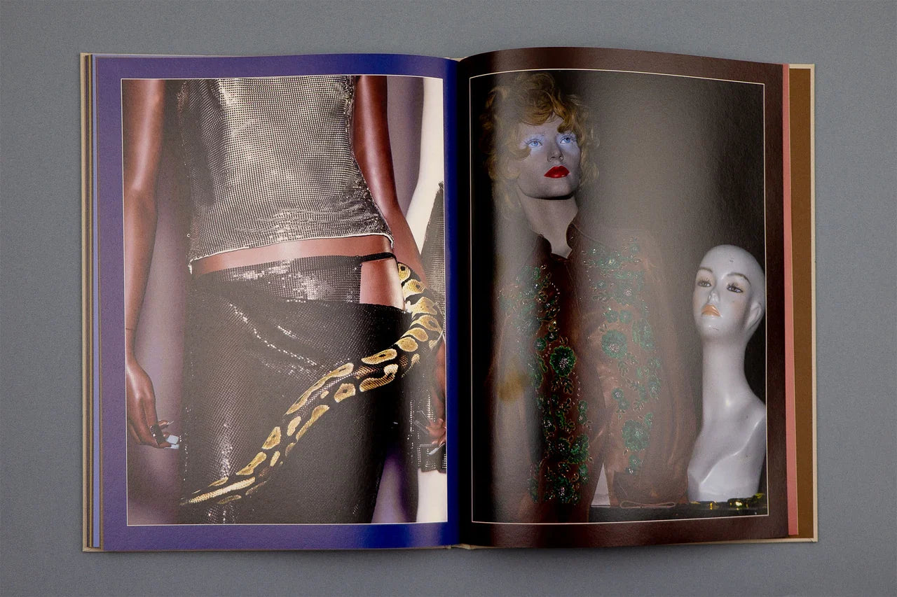 Carlijn Jacobs & James Chester - Mannequins