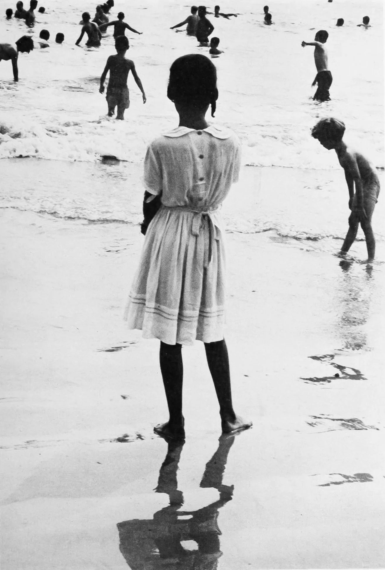 Harry Lapow - Coney Island Beach People, 1978
