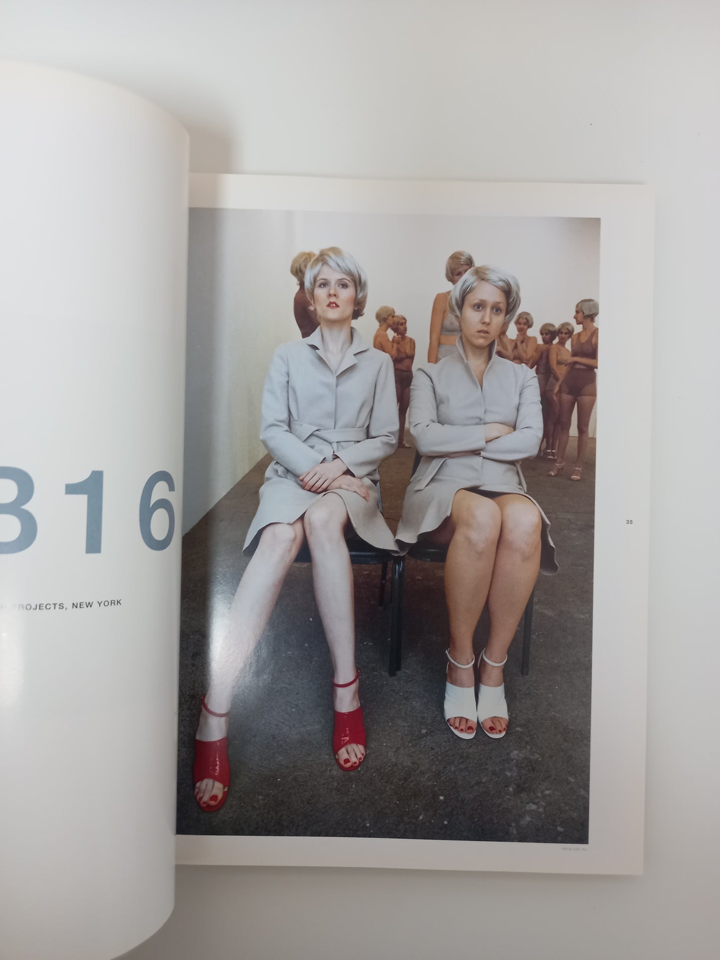 Vanessa Beecroft - Performances VB 08-36