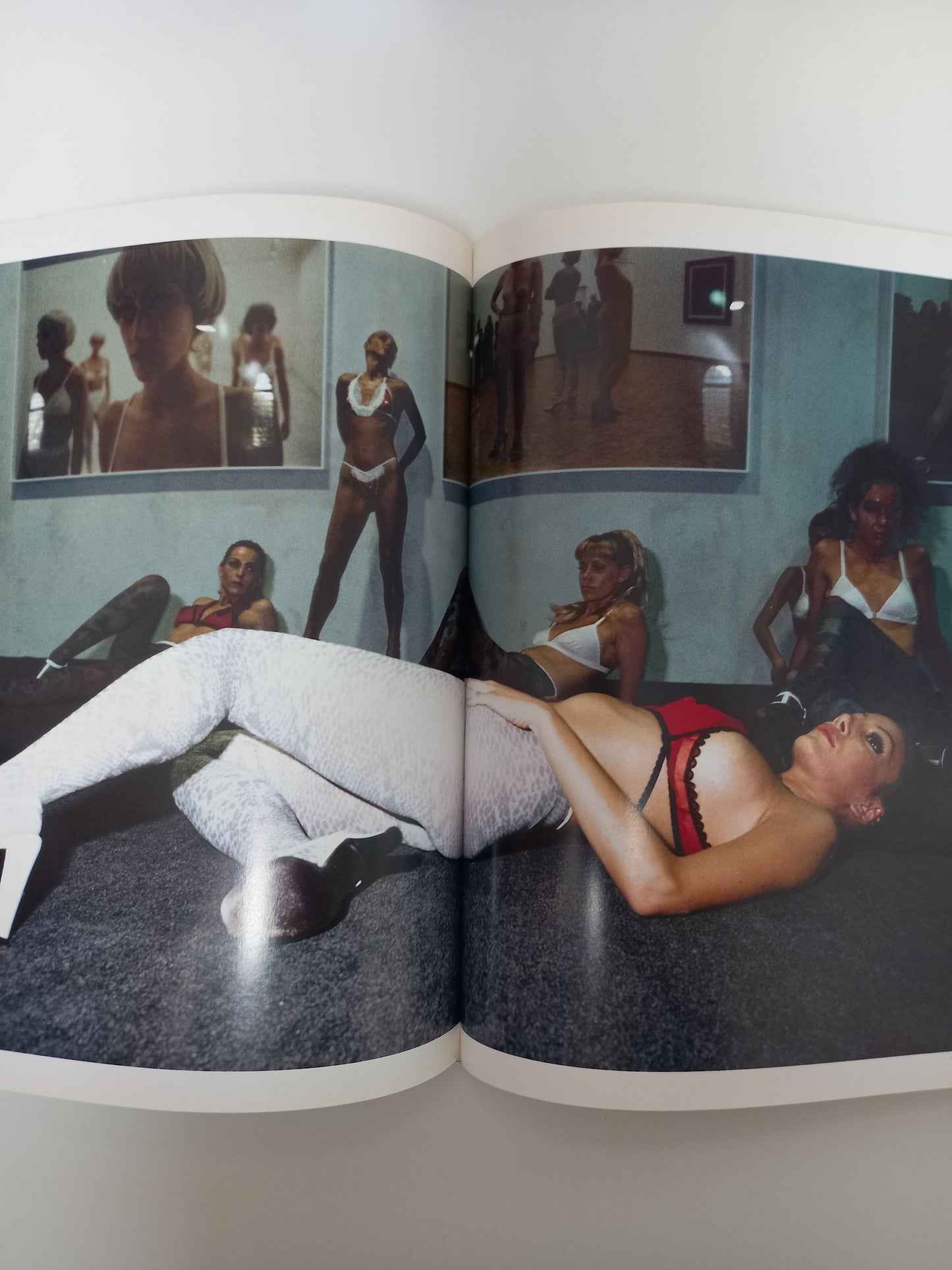 Vanessa Beecroft - Performances VB 08-36