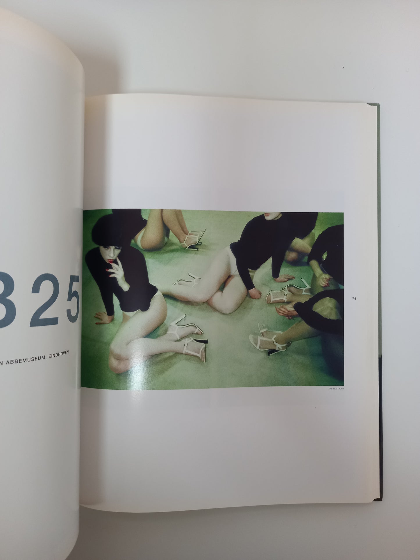 Vanessa Beecroft - Performances VB 08-36